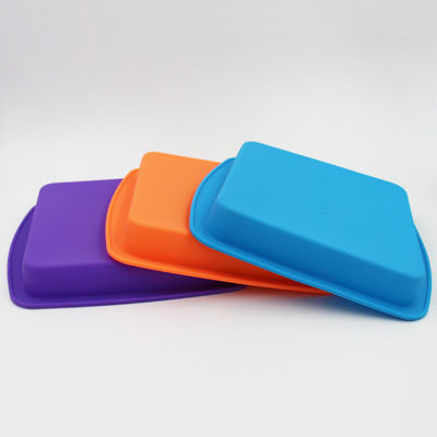 Square Durable Silicone Cake Mould Pan Anti Falling Multicolor
